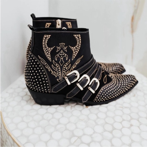Anine Bing Shoes - ANINE BING CHARLIE WOMENS 38 Black and Gold Studded Ankle‎ Boots leather